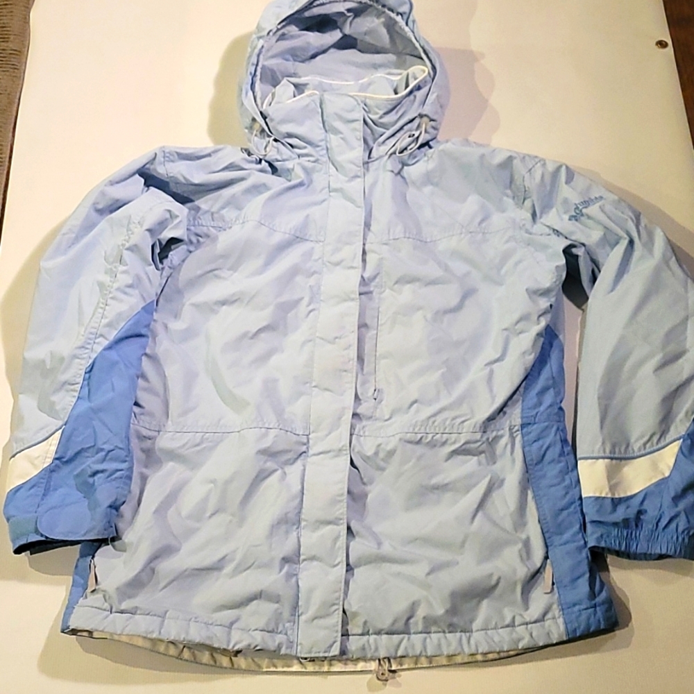 Columbia sports wear  light blue size large jacket #15A